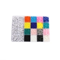 24-vaks DIY sieradenset met letterkralen, glaskralen en Heishi-schijven voor armbanden maken - Alfabet Glas Kralen Klei Kralen Set