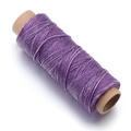 Flacher gewachster Lederfaden in Dunkellila auf einer Spule aus Kraftpapier - 1mm (50 Yards/Stück) / Lila