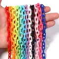 Close-up of 12 multi-colored acrylic plastic chain links for DIY jewelry and crafts - 50cm One Piece (Chain Width 13.5mm, Width 7.5mm, Wire Diameter 2mm) / Oval Link Chain (8575) / Random Mixed Colors
