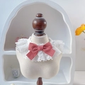 Süßer Haustier-Spitzenkragen in Weiß mit rot-weißer Karo-Schleife für Hunde - XS / Rot Gingham Schleife Halsband