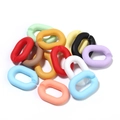 Primer plano de eslabones de cadena acrílicos mate de colores para bolsos y joyas - 50 Piezas/Bolsa / Pintura Suave 4