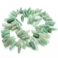 Unregelmäßige grüne Kristallperlen in langer flacher Form für Schmuck-DIY-Projekte - 8-25mm (Ca. 40cm) / Grüner Aventurin