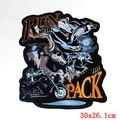 Großer Wolf und Motorrad Aufnäher Run With The Pack Stickerei Applikation 30x26.1cm - Laufendes Wolfsrudel Motorradfahrer Stil (DB0728CT)