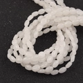 Platte ovale melkwitte agaat kralen voor doe-het-zelf sieraden maken en handgemaakte armbanden - 8*6mm / Witte Jade