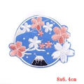 Japanse geborduurde patch met de berg Fuji en kersenbloesem, maat 8x6,4cm getoond - Rechthoekige Mount Fuji Sakura Stijl (PE6145CT)