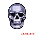 Patch brodé crâne punk pour décoration de vêtements mesurant 12,2x17,5 cm - Design de Crâne (DB0226CT)