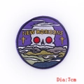 7cm round cartoon punk skull embroidery patch with New Horizons text and mountain landscape - Skull New Horizons Style (PE5459CT)