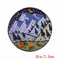 7.5cm round camping landscape embroidered patch with mountains and stars for DIY clothes - Diameter 7.5cm