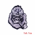 Punk Gorilla Stickerei Aufnäher mit Zigarre und Bandana Design, Größe 7x8,7cm - Pe5542ct