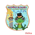 Embroidered 10x9cm Oeteldonk carnival frog shield patch with a yellow and red border - Shield City Background Frog Style (PE5076CT)