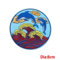 8cm runder Delphin Wellen Stickpatch für DIY Punk Stil Jacken und T-Shirts - Aufnäher mit Kleberückseite / Delfin Surft Wolke Muster (PE6882CT)