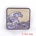 Écusson brodé vague japonaise violet et bleu, patch à thermocoller DIY, 7,7x7,3 cm - Écusson Carré Vague Ukiyo-e Violet (PE5641CT)
