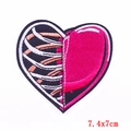 Kreativer anatomischer Herz-Stickaufnäher mit Skelettrippen-Design 7.4x7cm Größe - Pe6077ct