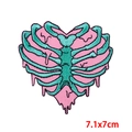 Cartoon skeleton heart embroidered patch with pink melting effect and iron-on backing - Melting Rib Heart (PE7907CT)
