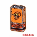 Écusson brodé pile tête de mort pour vêtements DIY, taille 4,8x8,6cm, support thermocollant - Style de Batterie Crâne (PE7945CT) / 4.8x8.6cm