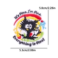 Écusson brodé chat noir avec arc-en-ciel et citation 'It's fine' pour vêtements - Chat fou sur fond arc-en-ciel Everything is fine (PE12532CT)