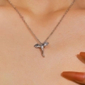 Punk-Stil Silberner fliegender Drache Anhänger Halskette für Damen, Gothic Schmuckstück - 11 Weiße K 2286