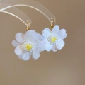 Handmade elegant white petal flower drop earrings with gold-toned sparkling crystal hoops - Romantic Petal Style (86) / White