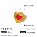 Pendaglio a cuore in acciaio inossidabile dorato con smalto rosso - Ciondolo a Cuore in Smalto Rosso con Trama a Raggi (NB-DK177) / Oro 18K / 1 Pezzo/Confezione (12x13mm) / Rosso