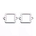 Nahaufnahme polierter Edelstahl-Quadratverbinder mit Seitenschlaufen für DIY-Schmuck - Doppelohr-Haken Quadratischer Rahmen (F3530)