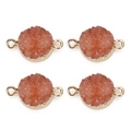 Nahaufnahme von Pfirsich-Druzy-Anhängern mit Goldrand und doppelten Ösen für DIY - Außendurchmesser 13.5mm / Wassergrün