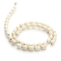 Snoer van gebroken witte ovale witte turkoois kralen met marmertextuur voor sieraden - Bolvormig / 6*8mm / Wit