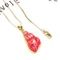 Detailed close-up of golden box chain with red gradient seashell pendant and lobster clasp - Necklace Set / Gradient Red Shell