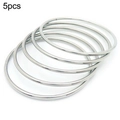 Elegantes 5er-Set minimalistische silberfarbene 2mm dünne Armreifen für Lagenlook - 5 Stück / Stahlfarben / Innendurchmesser 55mm