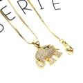 Collana con ciondolo a elefante dorato con micro zirconi e pietre preziose colorate - Collana con ciondolo a elefante