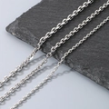 Minimalistisches Edelstahl-O-Ketten-Set in drei verschiedenen Stärken erhältlich - Abgeschrägte Ankerkette (2mm) / 45cm / Silber