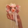 Elegante molletta per capelli con rosa in chiffon fatta a mano e fiocco in pizzo - Rosa