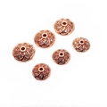 Vista macro di distanziali a vortice oro rosa con micro-zirconi per gioielli fai-da-te - Stile E / 6mm / Oro rosa