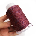 Carrete de cordón trenzado rojo y morado con hilo brillante para bisutería artesanal - Rojo Púrpura Oro Brillante