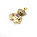 Detail eines Teddybär-Anhängers aus Kupfer mit lila und weißen Zirkonia-Steinen - Helllila Bärenanhänger Ohne Kette