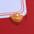 Mini Goldener Barren Harz-Anhänger mit Glitzereffekt für DIY Haarklammern, Größe 15x11mm - Kleiner Sycee