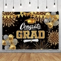 Schwarz-goldener Abschluss-Hintergrund mit Congrats GRAD Text und Goldballons - Typ E (110-180cm)