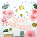 Kit déco d'anniversaire macaron rose et or avec éventails en papier et guirlandes - Thème Rose Fille
