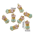 Détail du pendentif boulier doré avec émail violet et dimensions de 19,5 mm - Abaque Ruyi