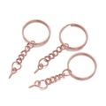 Details von roségoldenen 25mm Schlüsselringen mit Kette und Ringschrauben-Stiften - Roségold