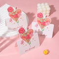 Set di tre biglietti d'auguri floreali Love Yourself con rose rosse e motivi a cuore - Ama Te Stesso / 9.8x13.6