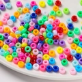 Perles en acrylique colorées 4x7mm pour bracelets DIY et accessoires de chaînes - Pack de 100 / Couleurs Mixtes Solides