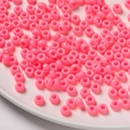 Perles en acrylique rose vif 4x7mm avec grand trou pour bijoux et chaînes de téléphone - Pack de 100 / Couleur solide Rose