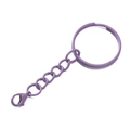 Detail view of a purple lacquered metal keychain with a split ring and lobster clasp - Model AC4325 / Purple