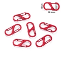 Dettaglio moschettone a S rosso con dimensioni 29,5mm x 13mm per accessori portachiavi fai-da-te - Rosso