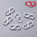 Ganci a S in lega di zinco verniciata con dettaglio della lunghezza di 29,5 mm - Bianco