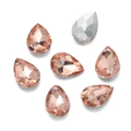 Detailansicht der champagnerfarbenen Glastropfensteine für DIY Brautkleider Zubehör - 10er Pack / Champagnergold (Stil 03)