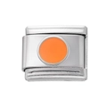Vue macro d'un charm italien carré en acier inoxydable avec un point orange - Module à Points en Acier Inoxydable / Orange