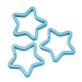 Close-up of three light blue star-shaped metal key rings for DIY bag accessories - 5 Pieces/Pack (Approx. 3x33.5x35mm) / Blue