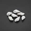 Sept coquillages en spirale blancs sur fond noir pour décoration d'aquarium et DIY - 17*9mm (50 Pièces/Pack) / Blanc