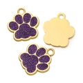 Détails macro de pendentifs empreintes de pattes violettes pailletées pour bijoux - Base Or Violet